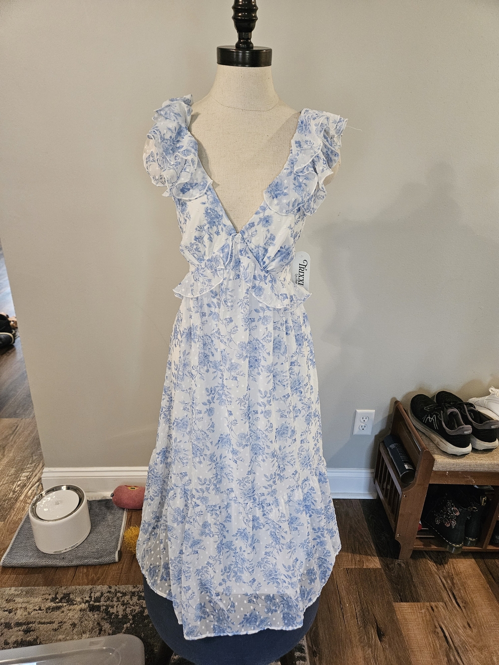 Trixxi Light Blue Floral Ruffle V-Neck Maxi Dress